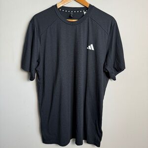 Adidas Men's Black Short Sleeve Basic Logo T-Shirt Size X-Large‎ Casual Active